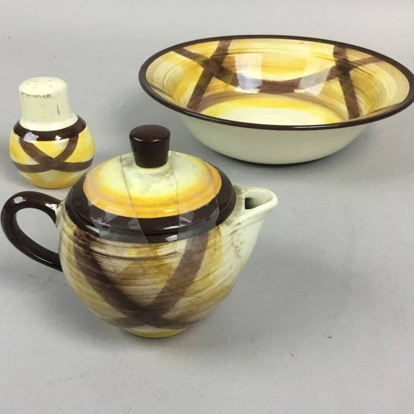 Vernonware Organdie Salt and Pepper Shaker , Creamer, and Bowl Mid Century - Picture 6 of 7